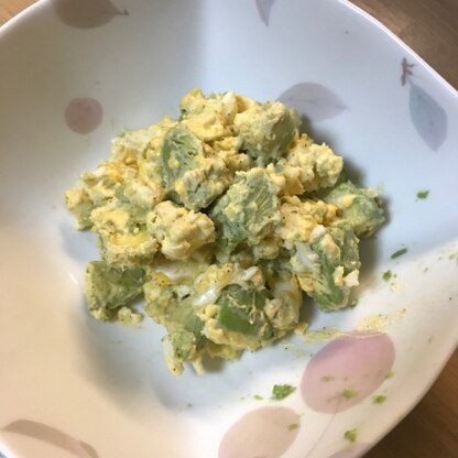 簡単ですごくおいしくできました。このレシピならもっとアボガドが食べたくなります。次はもっとたくさん作ろう。